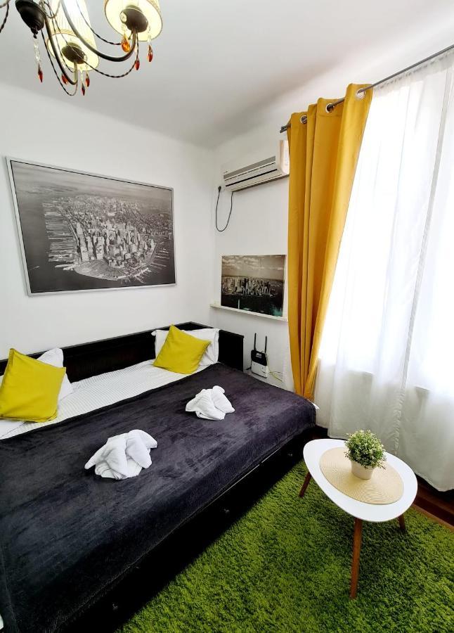 Central Old City Center Studio Universitate Coltea - Cav9 Bükreş Dış mekan fotoğraf