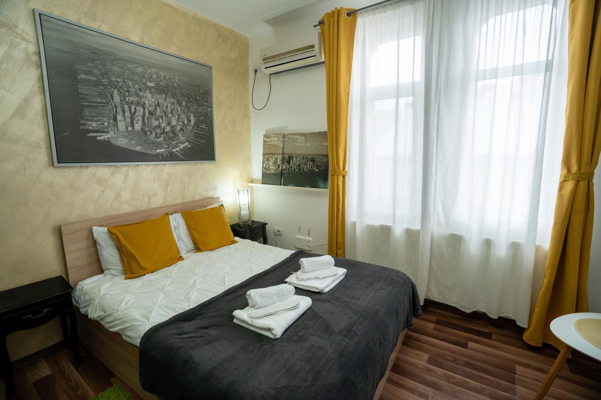 Central Old City Center Studio Universitate Coltea - Cav9 Bükreş Dış mekan fotoğraf
