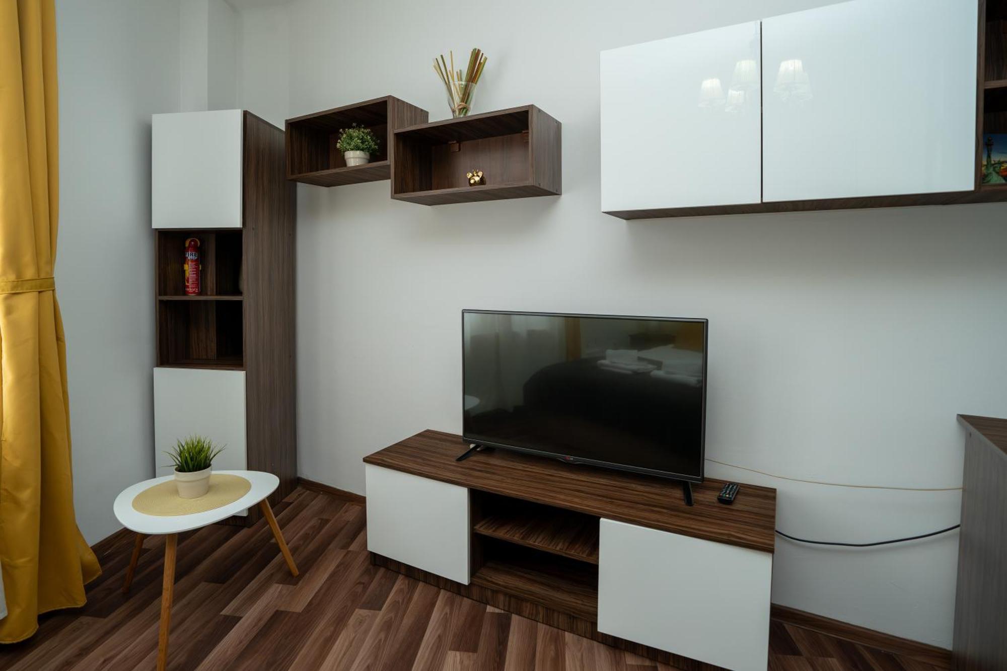 Central Old City Center Studio Universitate Coltea - Cav9 Bükreş Dış mekan fotoğraf